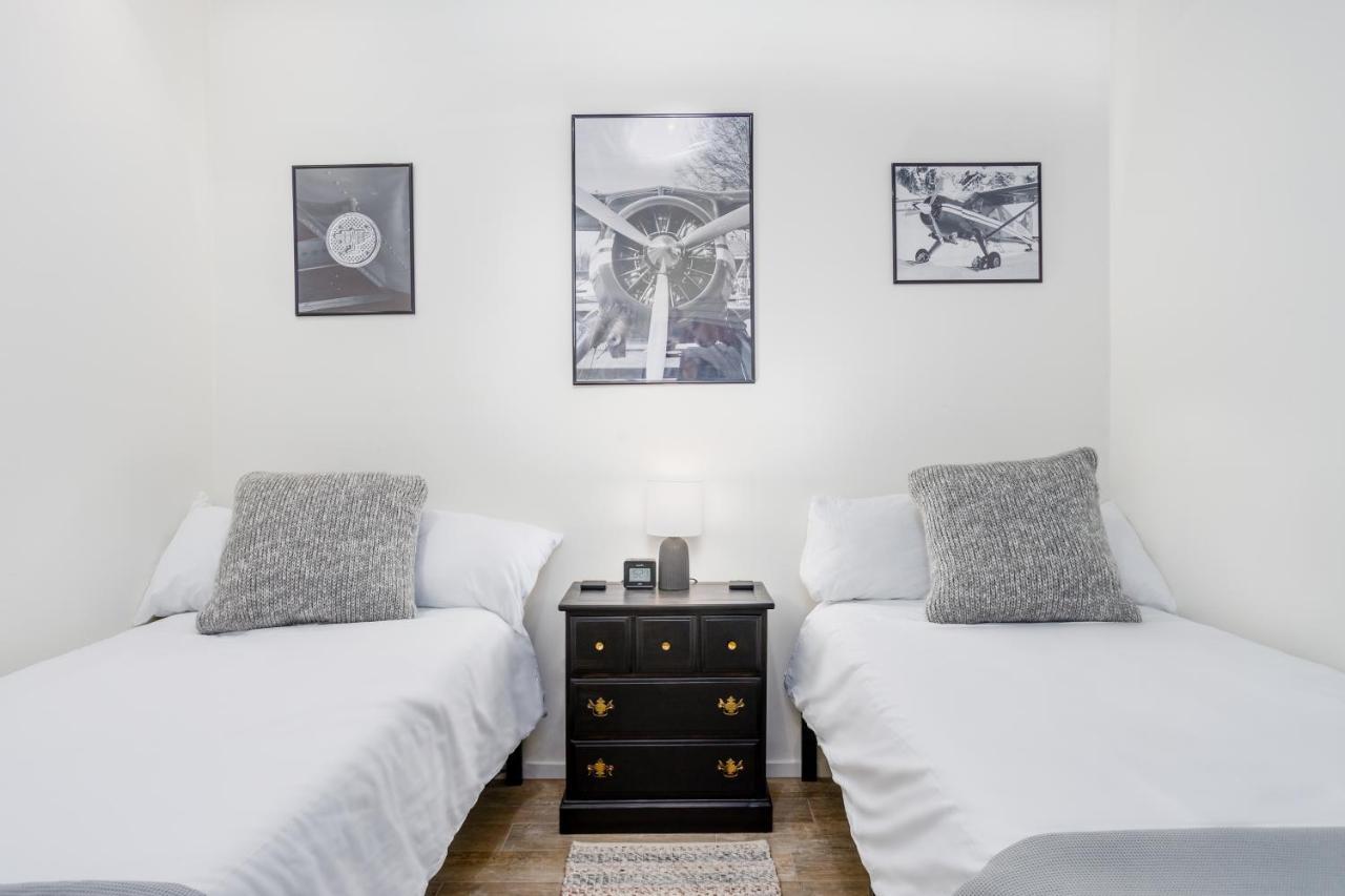 Вилла Downtown Contemporary Cove Анкоридж Экстерьер фото